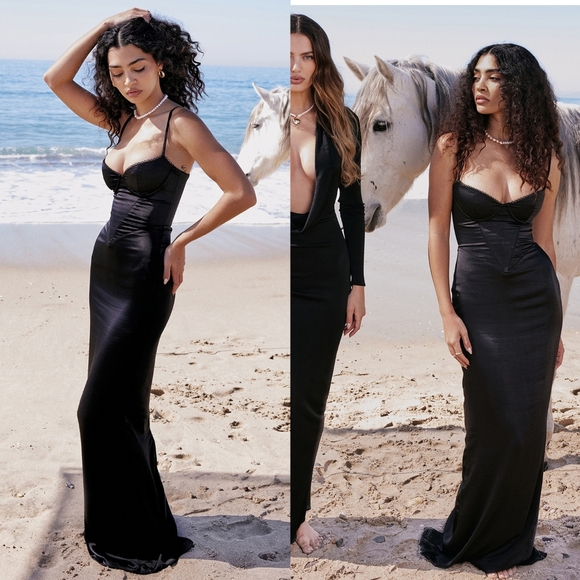 House of CB 'Stefania' Black Corset Maxi Dress - Picture 5 of 7